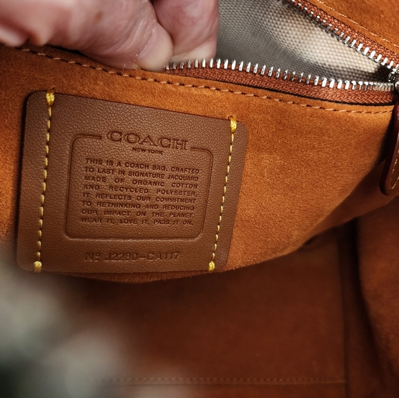 Coach Ruby 25 in Signature Textile Jacquard NWT - Picture 9 of 10